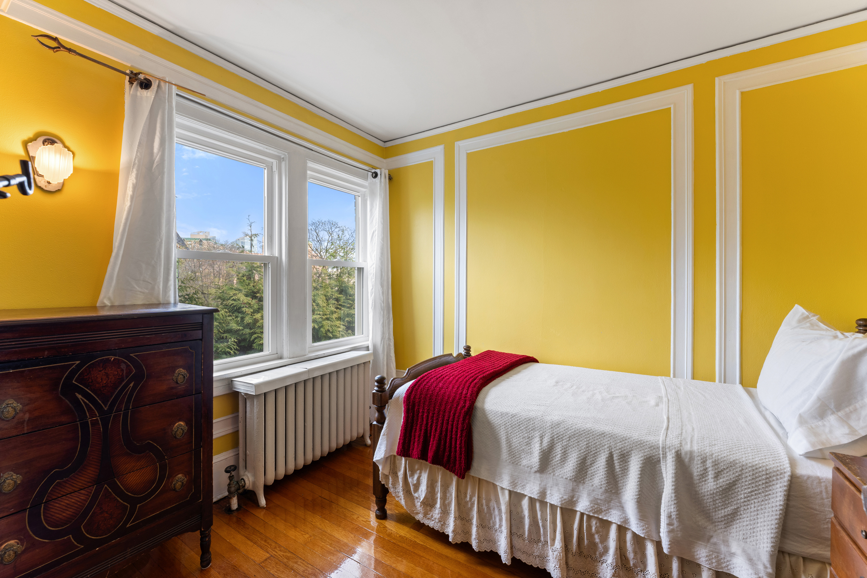 Cute Room At Cozy Homeva Chatterton WP